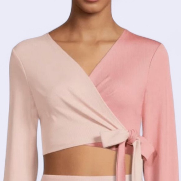 Avia Tops - Avia Women’s Size Medium NWT Blush Pink Ribbed Wrap Around Long Sleeve Crop Top